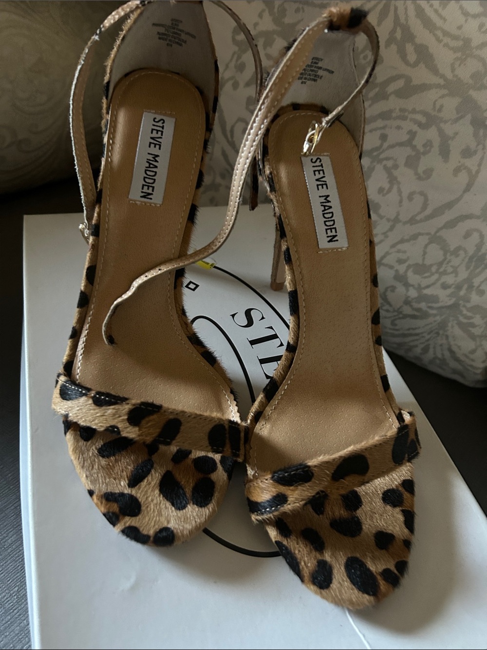 Steve Madden Leopard Print Open-Toe Slingbacks in Tan and Black